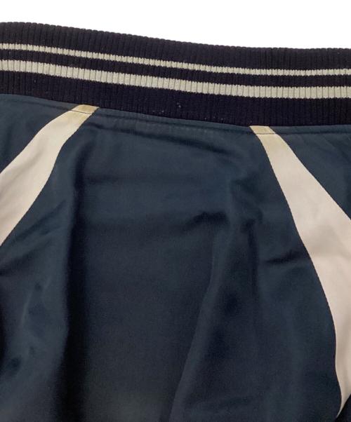 LAD MUSICIAN（ラッドミュージシャン）LAD MUSICIAN (ラッドミュージシャン) R/C SATIN REVERSIBLE BLOUSON リバーシブルブルゾン スカジャン グレー×ネイビー サイズ:44の古着・服飾アイテム