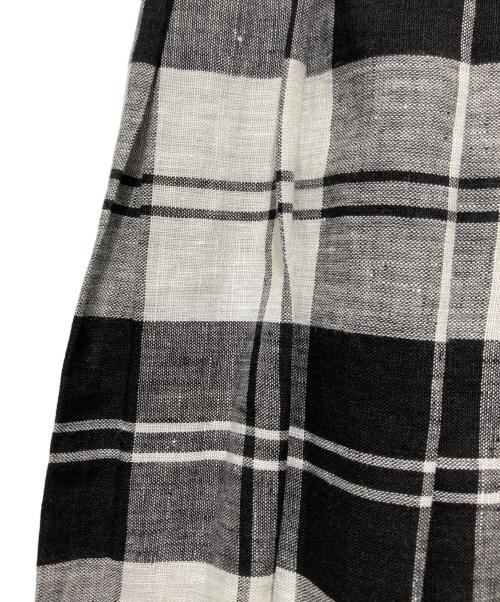 O'NEIL OF DUBLIN（オニールオブダブリン）O'NEIL OF DUBLIN (オニールオブダブリン) リネンラップスカート ホワイト×ブラック サイズ:38の古着・服飾アイテム