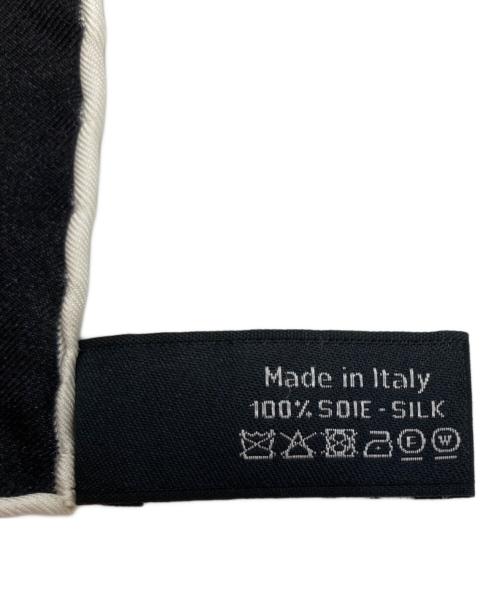CHANEL（シャネル）CHANEL (シャネル) ココマークロゴシルクスカーフ ブラック サイズ:実寸サイズをご参照ください。の古着・服飾アイテム