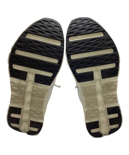 on（オン）on (オン) Cloudtilt アイボリー サイズ:27.5cmの古着・服飾アイテム