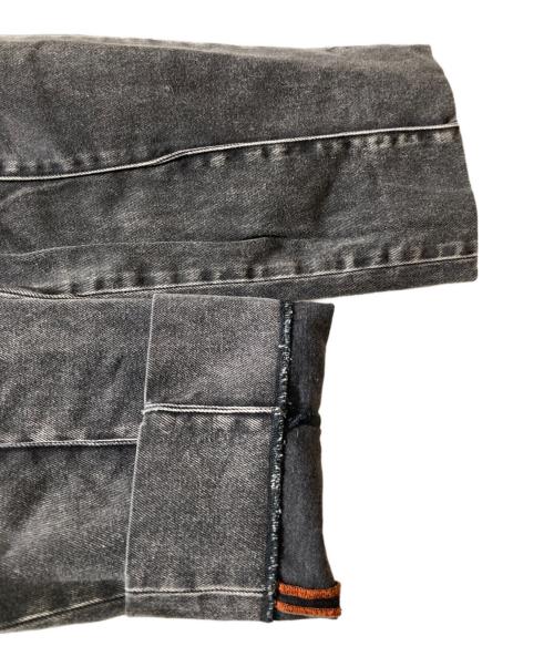 DIESEL（ディーゼル）DIESEL (ディーゼル) デニムパンツ グレー サイズ:28の古着・服飾アイテム