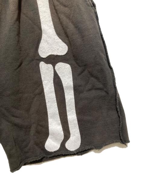DISCOVERED（ディスカバード）DISCOVERED (ディスカバード) BONE IN SWEAT SHORTS / ボーンインスウェットショーツ グレー サイズ:1の古着・服飾アイテム