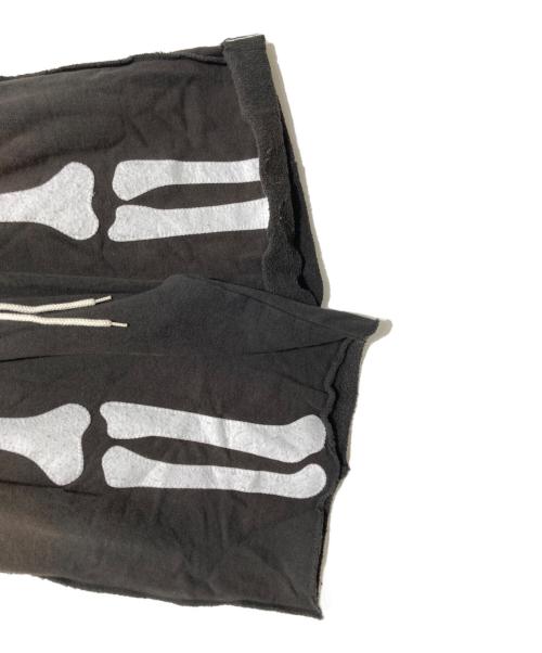 DISCOVERED（ディスカバード）DISCOVERED (ディスカバード) BONE IN SWEAT SHORTS / ボーンインスウェットショーツ グレー サイズ:1の古着・服飾アイテム