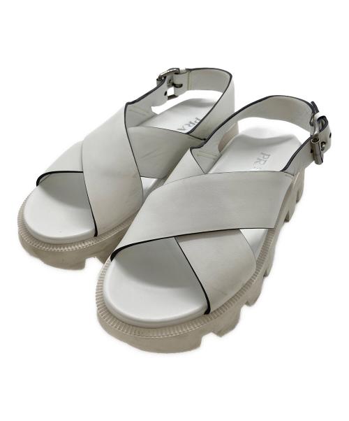 PRADA（プラダ）PRADA (プラダ) レザーストラップサンダル ホワイト サイズ:37 1/2の古着・服飾アイテム