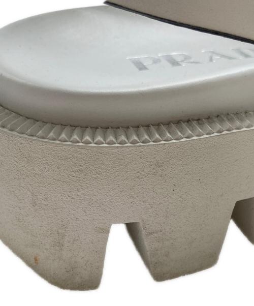 PRADA（プラダ）PRADA (プラダ) レザーストラップサンダル ホワイト サイズ:37 1/2の古着・服飾アイテム