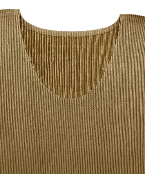 PLEATS PLEASE ISSEI MIYAKE（プリーツプリーズ イッセイミヤケ）PLEATS PLEASE ISSEI MIYAKE (プリーツプリーズ イッセイミヤケ) ノースリーブプリーツワンピース ベージュ サイズ:3の古着・服飾アイテム