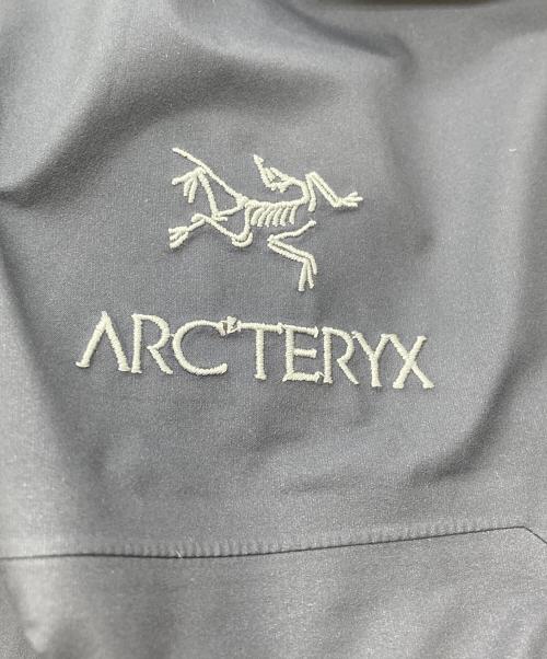 ARC'TERYX（アークテリクス）ARC'TERYX (アークテリクス) BETA JACKET ネイビー サイズ:Mの古着・服飾アイテム