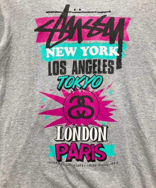 stussy（ステューシー）stussy (ステューシー) Tシャツ / プリントTシャツ グレー サイズ:Mの古着・服飾アイテム