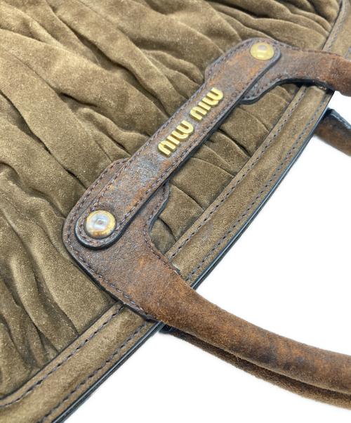 MIU MIU（ミュウミュウ）MIU MIU (ミュウミュウ) スウェードトートバッグ ブラウン サイズ:実寸サイズをご参照ください。の古着・服飾アイテム