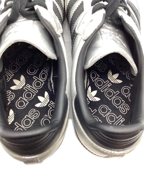 adidas（アディダス）adidas (アディダス) Samba OG サンバ シルバー サイズ:27.0の古着・服飾アイテム