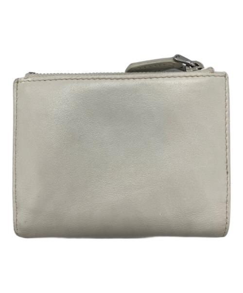 PRADA（プラダ）PRADA (プラダ) エンボスロゴ2つ折り財布 ホワイトの古着・服飾アイテム