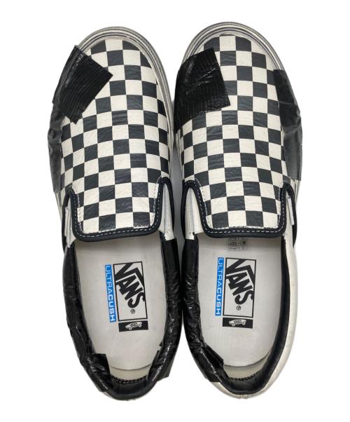 VANS（ヴァンズ）VANS (バンズ) LUX DUCT BLACK CHECKERBOA 加工スリッポン ホワイト×ブラック サイズ:27.0の古着・服飾アイテム
