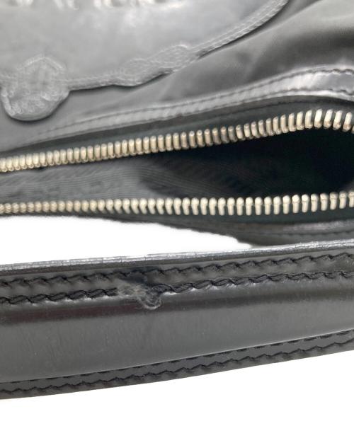 PRADA（プラダ）PRADA (プラダ) ステート ナイロンワンショルダー ホーボー バッグ ブラックの古着・服飾アイテム