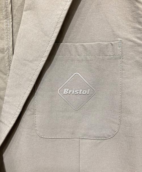 F.C.R.B.（エフシーレアルブリストル）F.C.R.B. (エフシーレアルブリストル) TOUR PACKABLE TEAM BLAZER カーキ サイズ:Lの古着・服飾アイテム