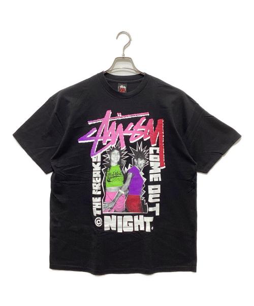 stussy（ステューシー）stussy (ステューシー) THE FREAKS COME OUT NIGHT TEE ブラック サイズ:XLの古着・服飾アイテム