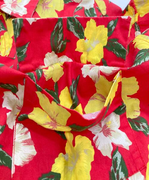 stussy（ステューシー）stussy (ステューシー) 総柄シャツ / ハイビスカス柄 半袖シャツ レッド×イエロー サイズ:XLの古着・服飾アイテム