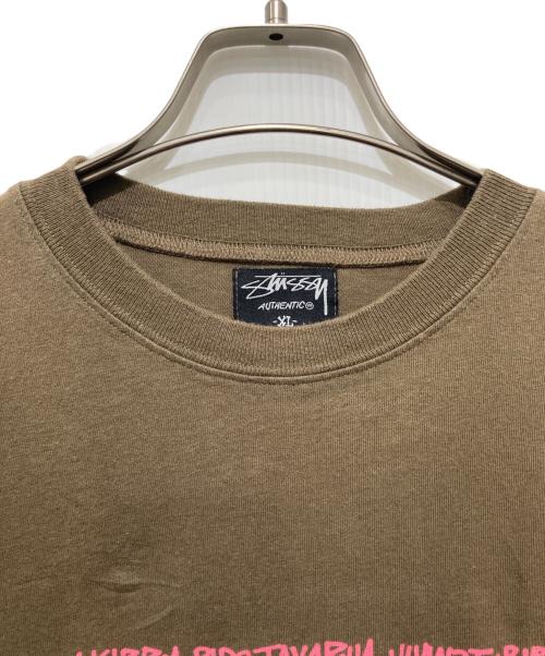 stussy（ステューシー）stussy (ステューシー) レタープリントTシャツ / プリントTシャツ カーキ サイズ:XLの古着・服飾アイテム