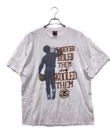 stussy（ステューシー）の古着「グラフィックTEE」｜ホワイト