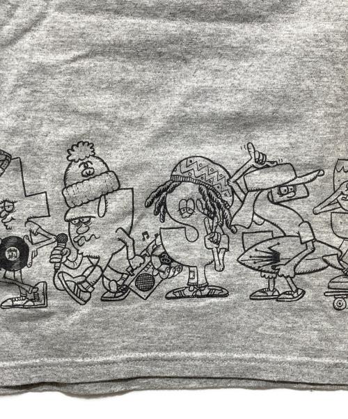 stussy（ステューシー）stussy (ステューシー) ラジカセTシャツ グレー サイズ:XLの古着・服飾アイテム