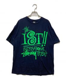 stussy（ステューシー）の古着「IST TEE / プリントTシャツ」｜ネイビー