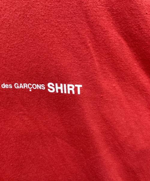 COMME des GARCONS SHIRT（コムデギャルソンシャツ）COMME des GARCONS SHIRT (コムデギャルソンシャツ) ロゴプリントTシャツ / プリントTシャツ レッド サイズ:Sの古着・服飾アイテム