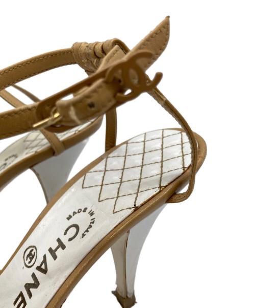 CHANEL（シャネル）CHANEL (シャネル) メッシュレザーココマークストラップサンダル ベージュ サイズ:36 1/2の古着・服飾アイテム