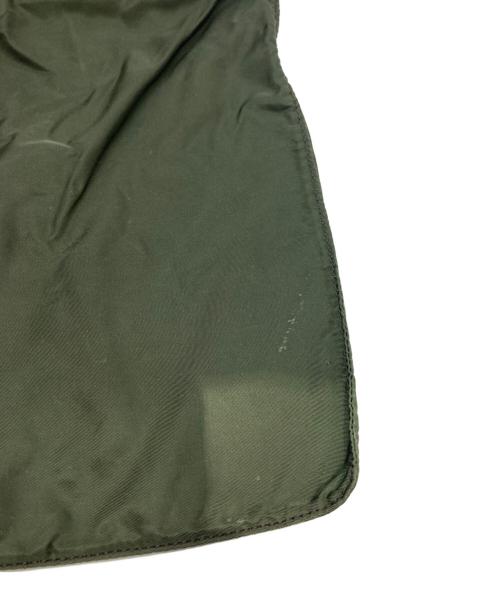 PRADA（プラダ）PRADA (プラダ) ナイロンショルダーバッグ グリーンの古着・服飾アイテム