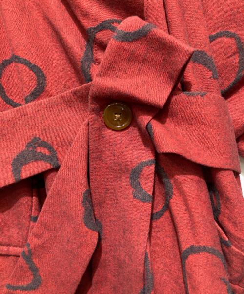 Vivienne Westwood RED LABEL CHOICE（ヴィヴィアンウエストウッドレッドレーベル チョイス）Vivienne Westwood RED LABEL CHOICE (ヴィヴィアンウエストウッドレッドレーベル チョイス) 変形ノーカラーコート レッド サイズ:2の古着・服飾アイテム