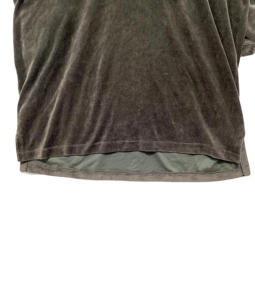 MAATEE&SONS（マーティーアンドサンズ）MAATEE&SONS (マーティーアンドサンズ) SUVIN VELOUR SKIPPER ベロア スキッパー 半袖シャツ オリーブ サイズ:4の古着・服飾アイテム