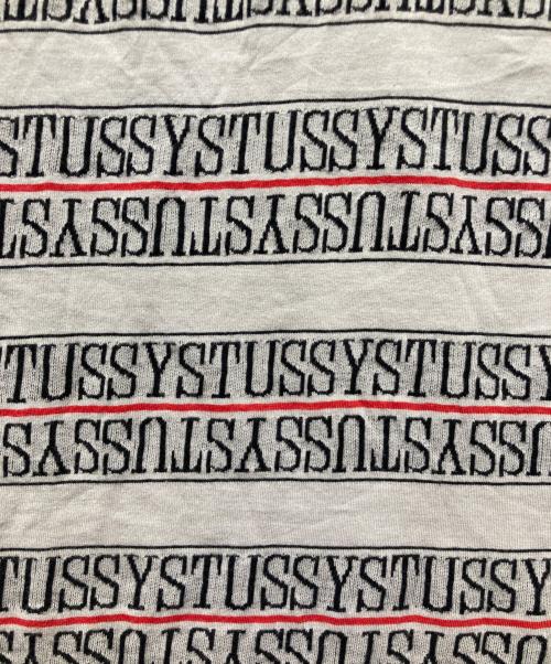 stussy（ステューシー）stussy (ステューシー) MTV (エムティービー) ジャガードロゴテープTシャツ グレー サイズ:XLの古着・服飾アイテム