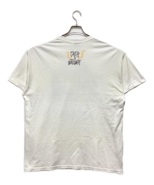 stussy（ステューシー）stussy (ステューシー) FAITH (フェイス) THAT'S HOUSE TEE / ザッツハウス　Tシャツ ホワイト サイズ:XLの古着・服飾アイテム