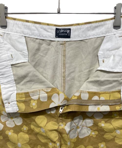 stussy（ステューシー）stussy (ステューシー) フラワーパターンハーフパンツ イエロー サイズ:36の古着・服飾アイテム