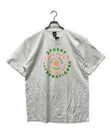 stussy（ステューシー）の古着「ラウンドロゴTシャツ」｜ホワイト