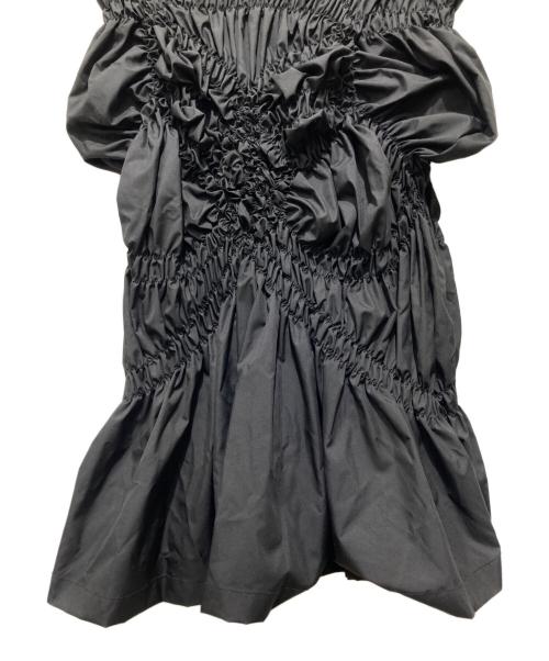 ISSEY MIYAKE（イッセイミヤケ）ISSEY MIYAKE (イッセイミヤケ) アシンメトリーギャザースカート ブラック サイズ:2の古着・服飾アイテム