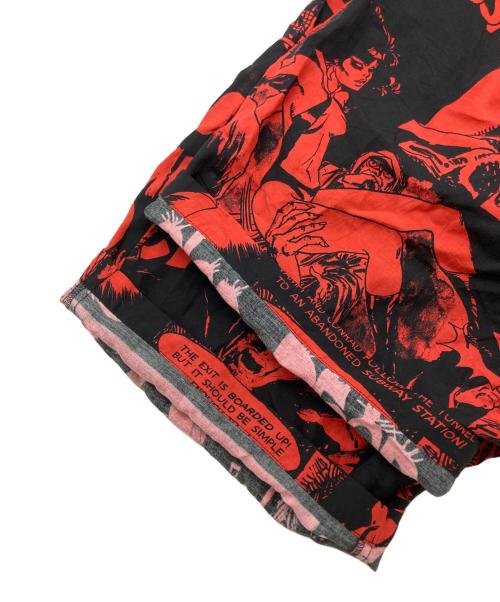Vampirella by Hysteric Glamour（ヴァンピレラ バイ ヒステリックグラマー）Vampirella by Hysteric Glamour (ヴァンピレラ バイ ヒステリックグラマー) The Essential Warren Years / ショートパンツ / ハーフパンツ レッド×ブラック サイズ:Lの古着・服飾アイテム