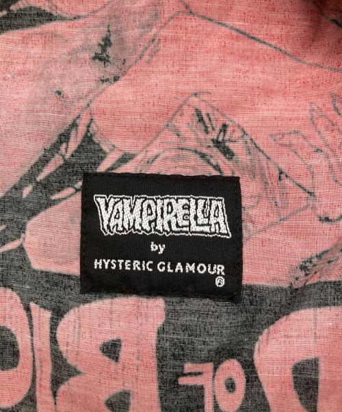 Vampirella by Hysteric Glamour（ヴァンピレラ バイ ヒステリックグラマー）Vampirella by Hysteric Glamour (ヴァンピレラ バイ ヒステリックグラマー) The Essential Warren Years / ショートパンツ / ハーフパンツ レッド×ブラック サイズ:Lの古着・服飾アイテム