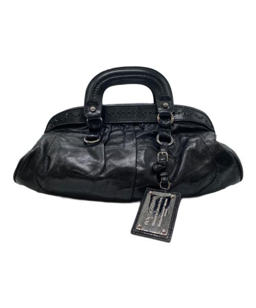 DOLCE & GABBANA（ドルチェ＆ガッバーナ）DOLCE & GABBANA (ドルチェ＆ガッバーナ) プレートチャーム付ハンドバッグ ブラックの古着・服飾アイテム