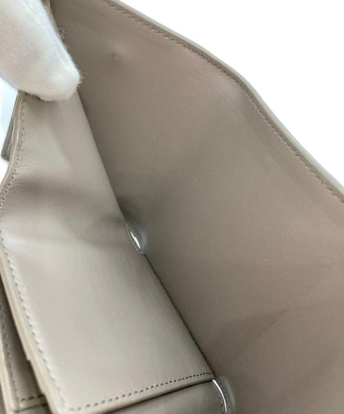 CELINE（セリーヌ）CELINE (セリーヌ) スモール トリフォールドウォレット グレー サイズ:実寸サイズをご参照ください。の古着・服飾アイテム
