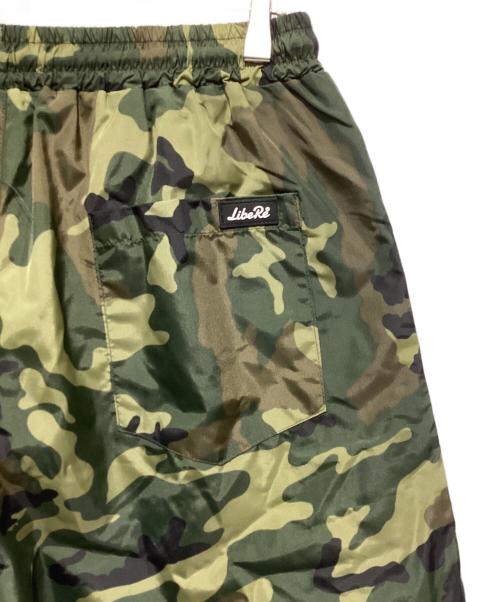 LIBERE（リベーレ）LIBERE (リベーレ) 迷彩柄ハーフパンツ グリーン サイズ:Ｌ 未使用品の古着・服飾アイテム