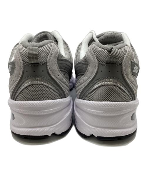 NEW BALANCE（ニューバランス）NEW BALANCE (ニューバランス) 530 ローカットスニーカー グレー サイズ:26.5cmの古着・服飾アイテム