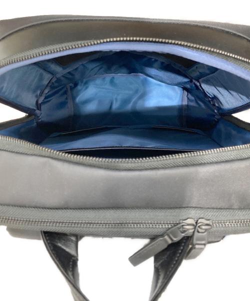 ZERO HALLIBURTON（ゼロ ハリバートン）ZERO HALLIBURTON (ゼロ ハリバートン) バックパック ブラックの古着・服飾アイテム