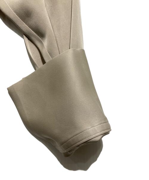 THE PERMANENT EYE（ザ パーマネント アイ）THE PERMANENT EYE (ザ パーマネント アイ) 2way slim satin Dress ベージュ サイズ:Ｓの古着・服飾アイテム