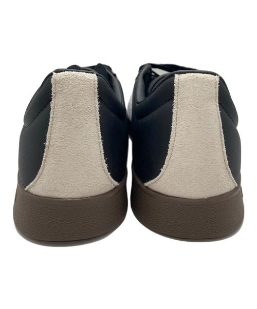 adidas（アディダス）adidas (アディダス) スニーカー ブラック×ホワイト サイズ:27.5cmの古着・服飾アイテム