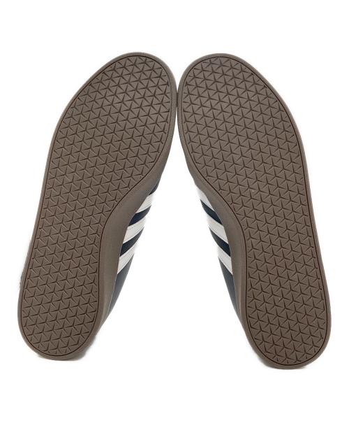 adidas（アディダス）adidas (アディダス) スニーカー ブラック×ホワイト サイズ:27.5cmの古着・服飾アイテム