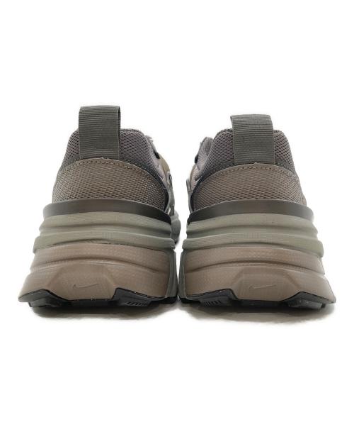 NIKE（ナイキ）NIKE (ナイキ) V2K RUN / V2K ラン / ローカットスニーカー グレー サイズ:27.5cmの古着・服飾アイテム