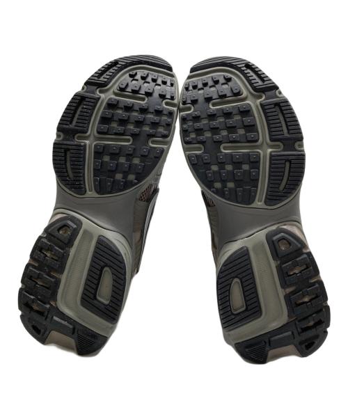 NIKE（ナイキ）NIKE (ナイキ) V2K RUN / V2K ラン / ローカットスニーカー グレー サイズ:27.5cmの古着・服飾アイテム