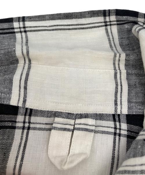 MARGARET HOWELL（マーガレットハウエル）MARGARET HOWELL (マーガレットハウエル) LARGE CHECK LINEN ホワイト×ブラック サイズ:Ｓの古着・服飾アイテム