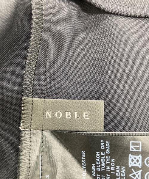 Noble（ノーブル）Noble (ノーブル) 【洗える】ソフトツイルケープブラウス ネイビー サイズ:FREEの古着・服飾アイテム