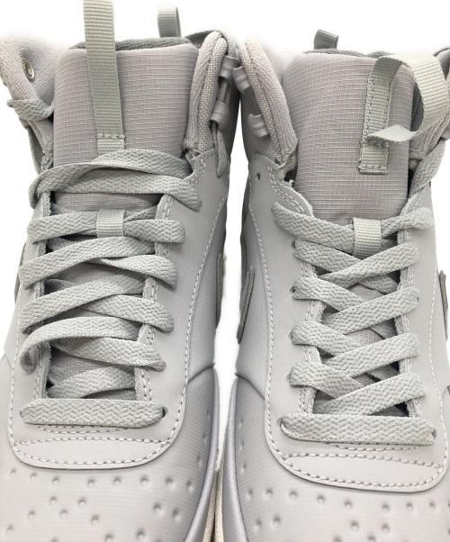 NIKE（ナイキ）NIKE (ナイキ) ハイカットスニーカー / Court Vision Mid / コート ビジョン ミッド  グレー サイズ:27㎝の古着・服飾アイテム