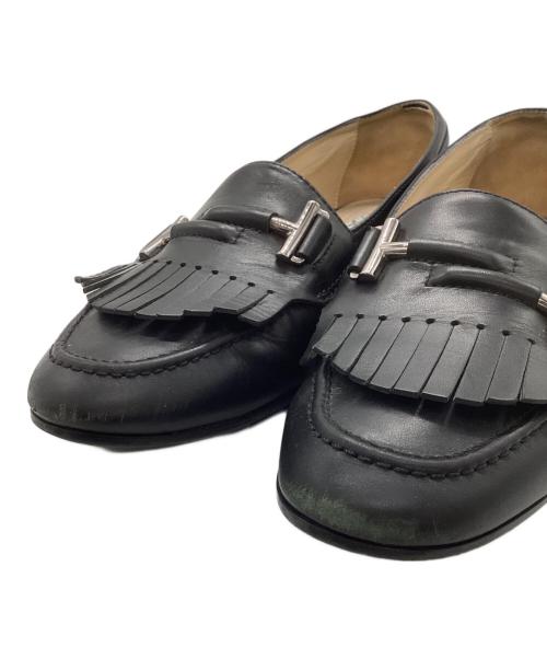 TOD'S（トッズ）TOD'S (トッズ) フリンジビットローファー ブラック サイズ:38の古着・服飾アイテム